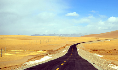 如果车子在路上万一被别人刮花了,应该怎么鉴