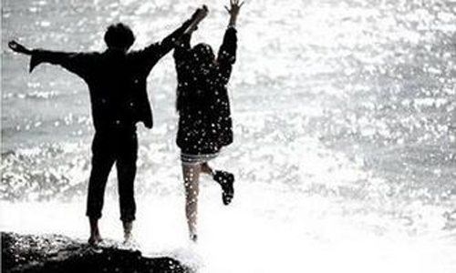 初中什么是一瞬间的事作文500字