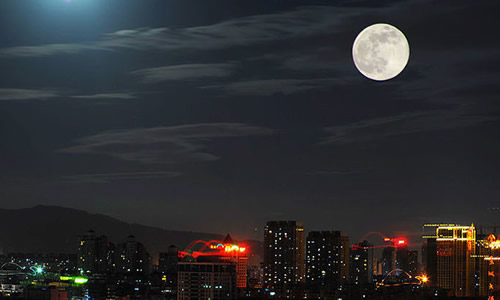 1473650279134612.jpg 美丽的中秋之夜作文400字